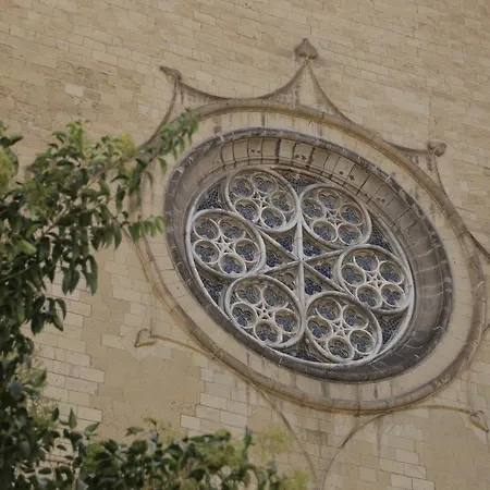 Palazzo Carafa Della Spina And
