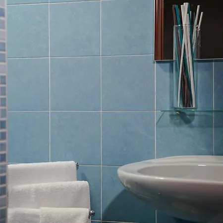 Palazzo Carafa Della Spina And 4*