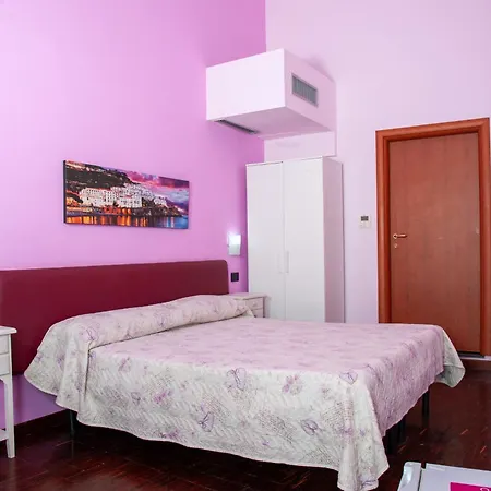 Palazzo Carafa Della Spina And Bed & Breakfast 3*