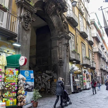 住宿加早餐酒店 Palazzo Carafa Della Spina And 4*