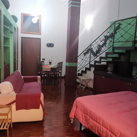 Palazzo Carafa Della Spina And 那不勒斯