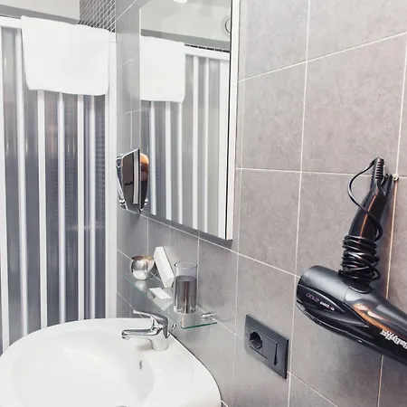 Palazzo Carafa Della Spina And