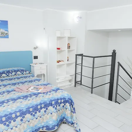 Palazzo Carafa Della Spina And 住宿加早餐酒店 4*