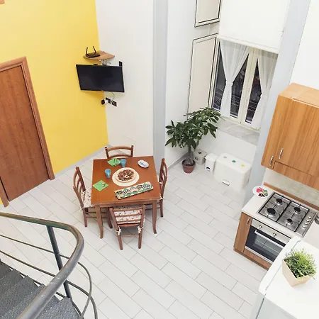 住宿加早餐酒店 Palazzo Carafa Della Spina And 4*